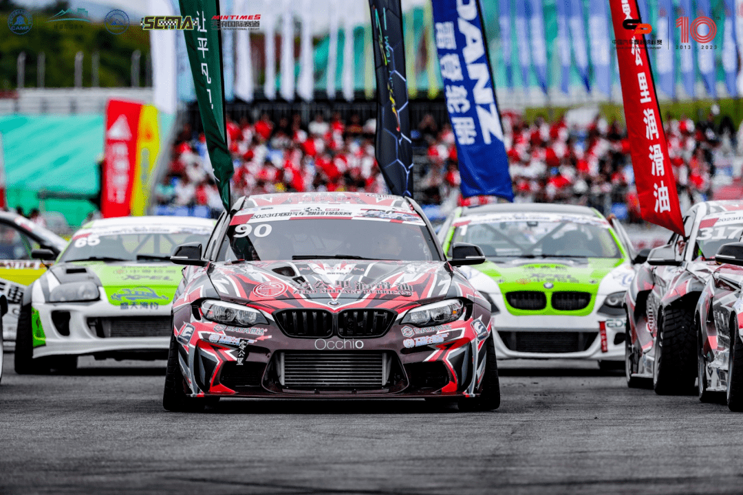 赛车决赛震撼开打,巅峰对决引爆全场的简单介绍 赛车决赛震撼开打,巅峰对决引爆全场的简单介绍