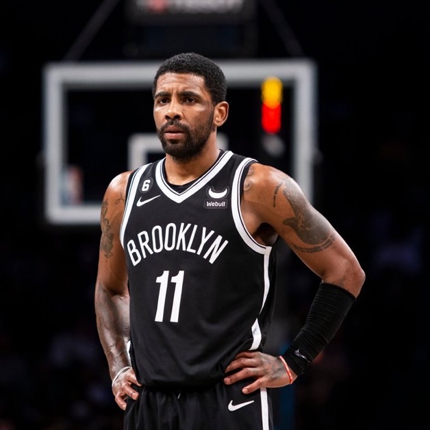 篮网鏖战山东队，欧文统治全场