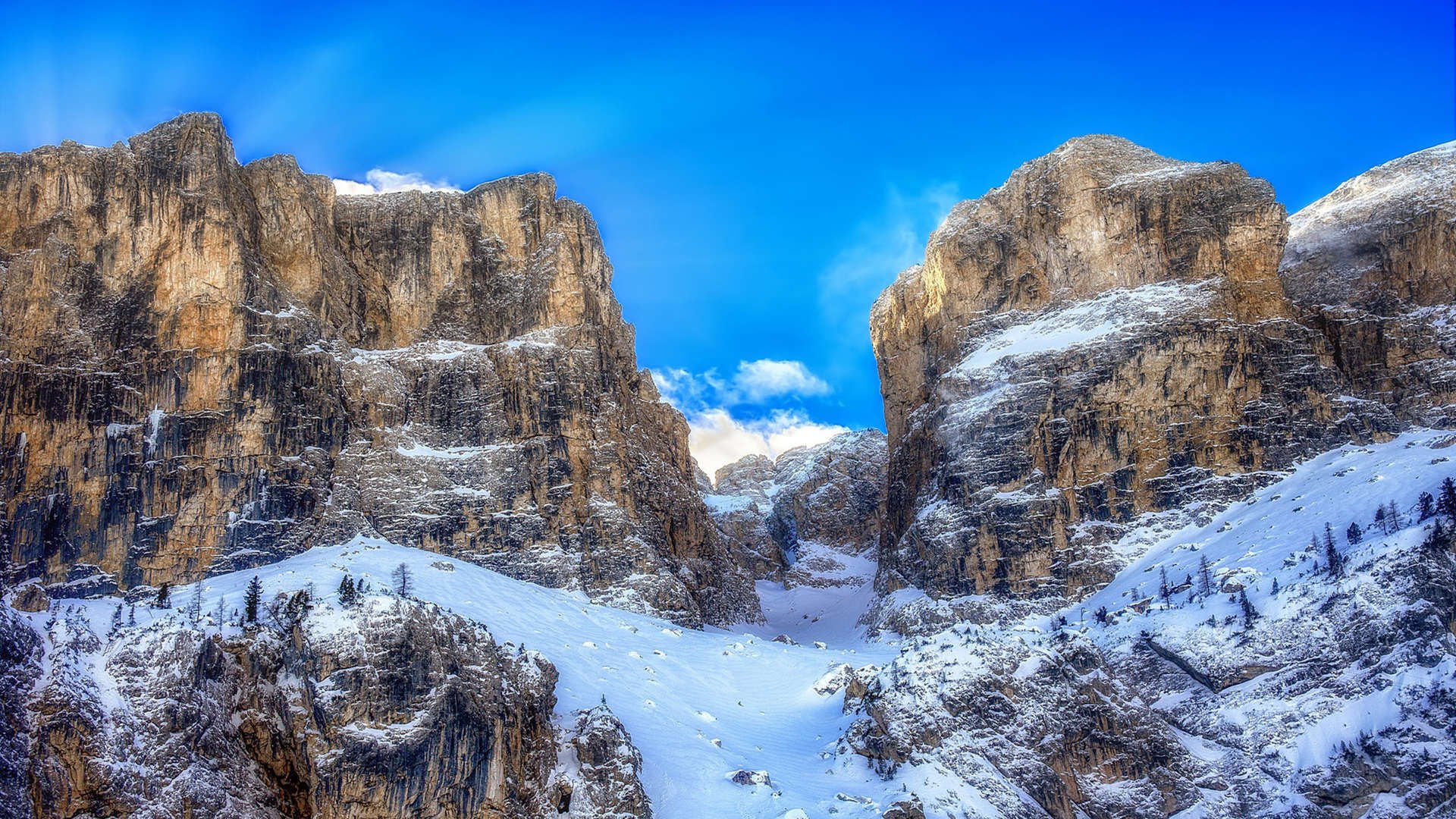 沙漠雄鹰凌越雪峰，卡塔尔史诗级晋级的背后，富安健洋如何成为隐形节拍器