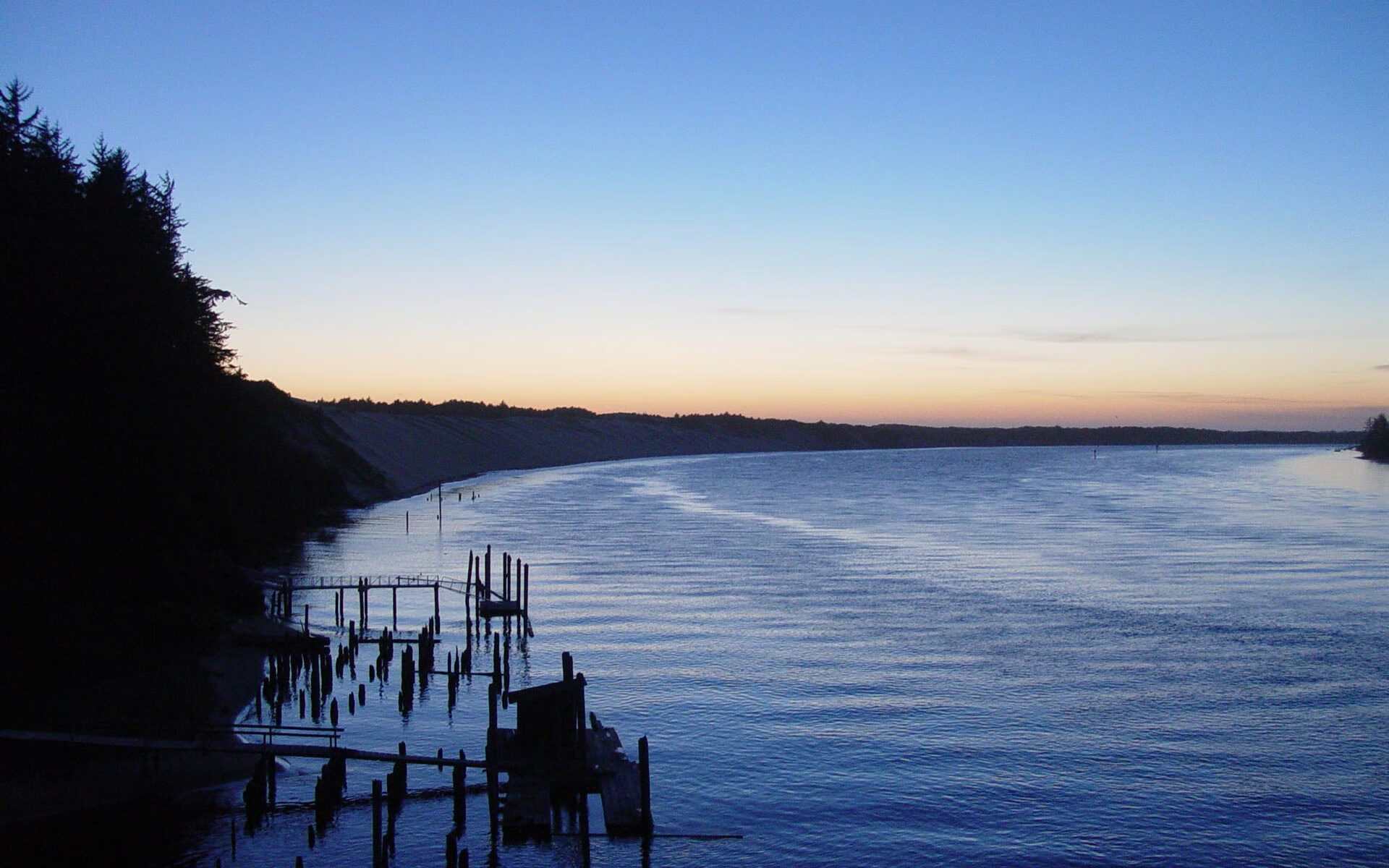 深圳的夜晚，马尼拉的阳光，当东方改写剧本，浓眉重置时间线